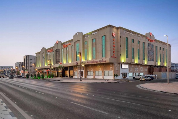 Ramada by Wyndham Dammam Khaleej Road image 1