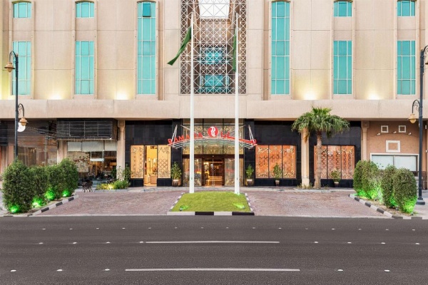 Ramada by Wyndham Dammam Khaleej Road image 9